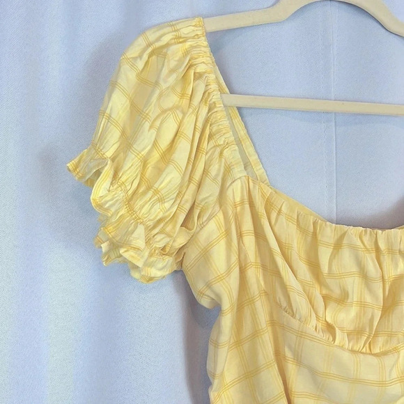 Revolve Capulet Yellow Keyla Crop Top NWT Size L - Picture 5 of 9